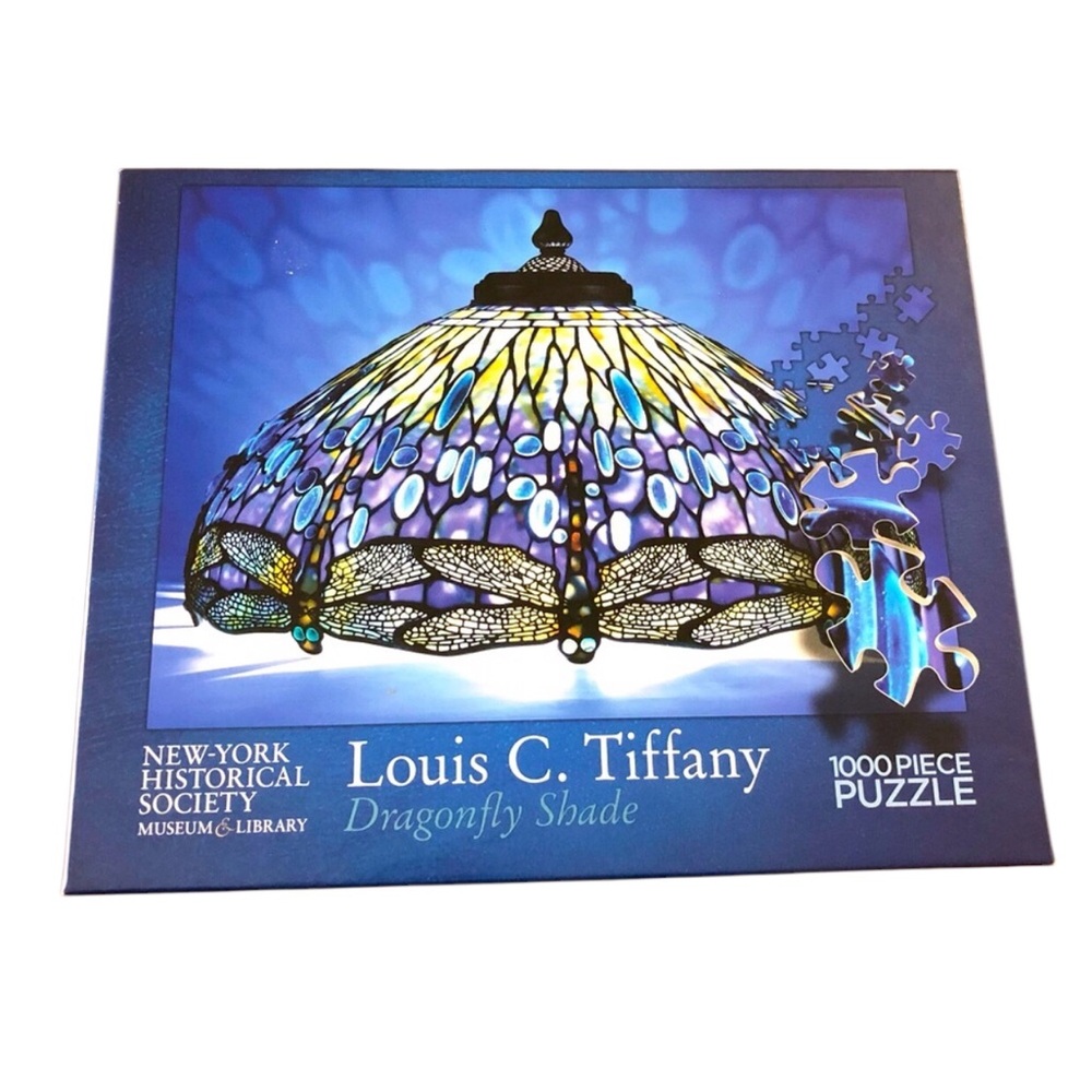LOUIS C TIFFANY “Dragonfly Shade” New York City Historical Society 1000 pieces